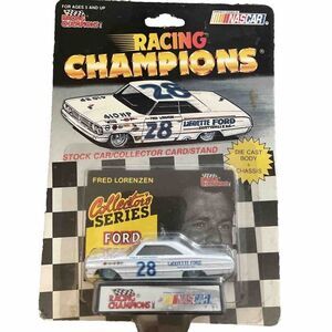 1992 Racing Champions Ford Fastback #28 Diecast Metal Stock‎ Car White